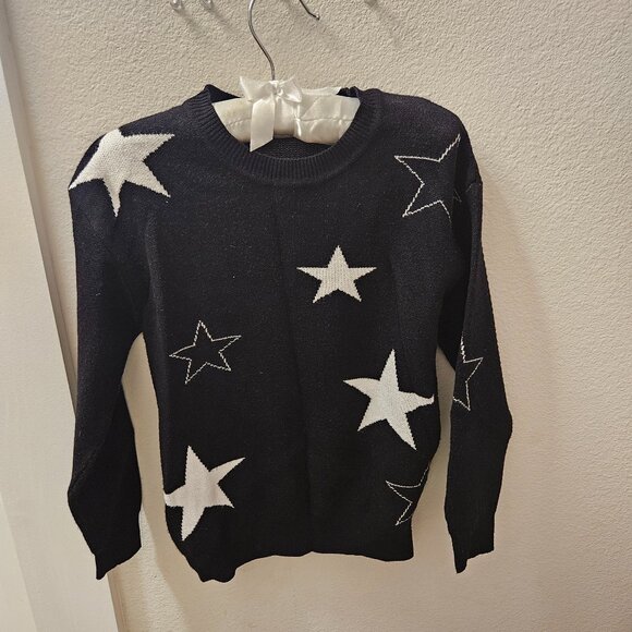 Sweaters - Picture 3 of 4